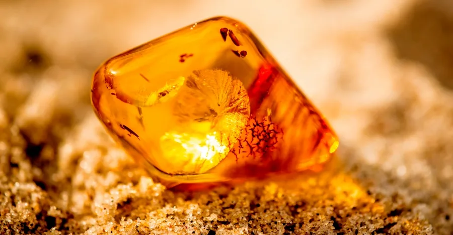 Amber crystal