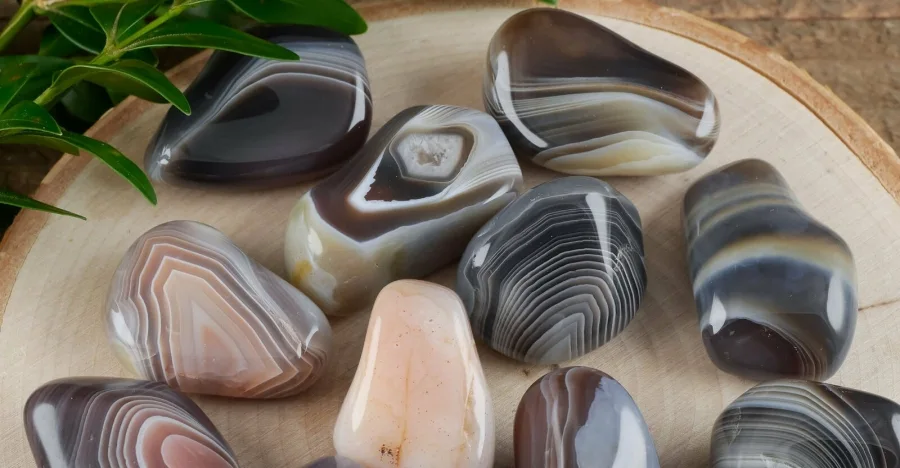 Grey Banded Agate crystal