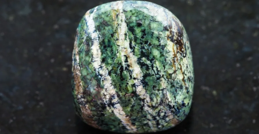 Chrysotile Serpentine crystal