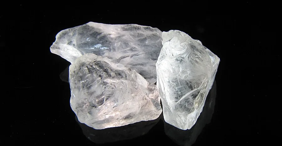 Goshenite crystal