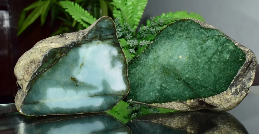 Jade crystal
