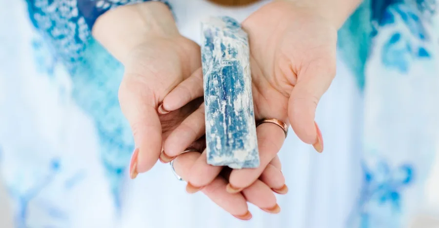 Kyanite crystal