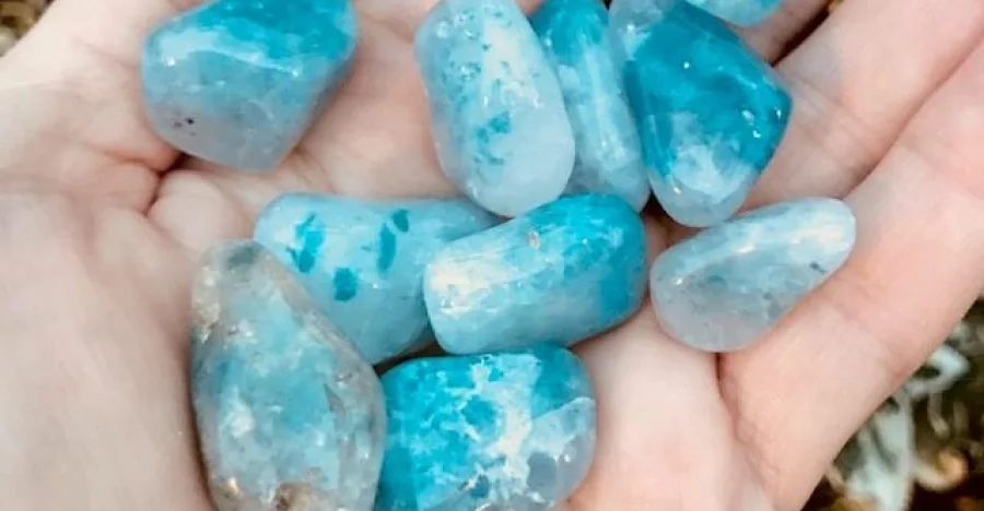 Aqualite Quartz crystal